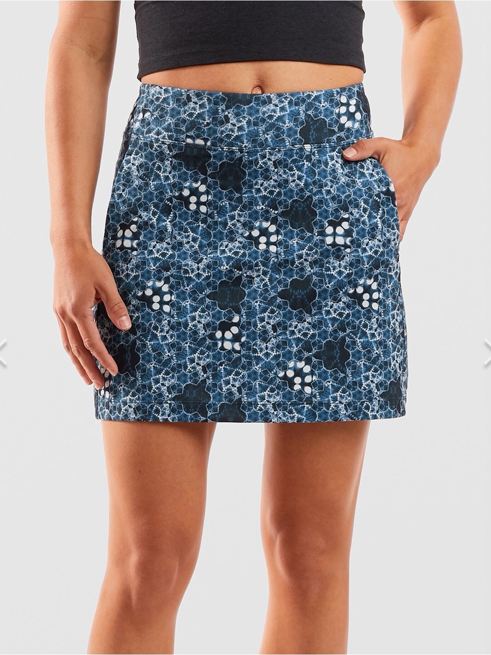 Title Nine Dream Swing Skort in batik blue. size Small. - Picture 6 of 10